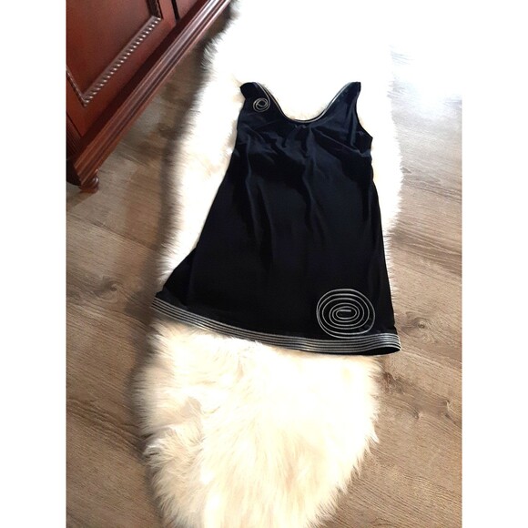 Sohung Designs Women's Size L Black Dress w/ Silver Wire Embellishments Rosettes - Picture 6 of 9